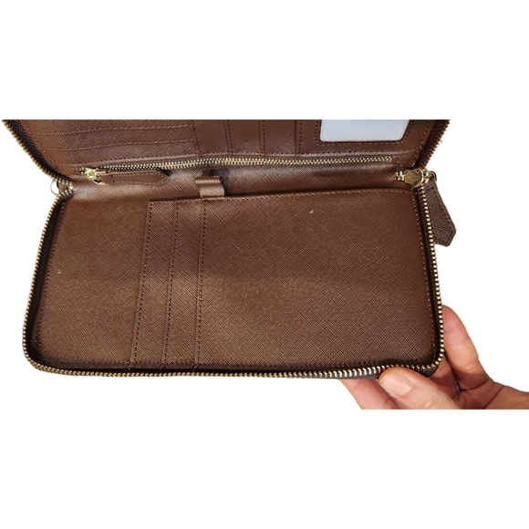 Apadi Brown Clutch Zipper Wallet Organizer - Picture 4 of 13